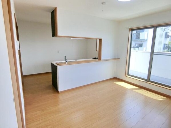 桜山レジデンスの物件内観写真